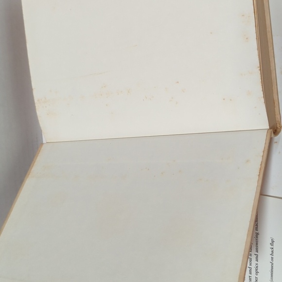 Jane Goyer So Dear to my Heart; Memories of a Gentler Time Hardback Book 1990 - Picture 9 of 11